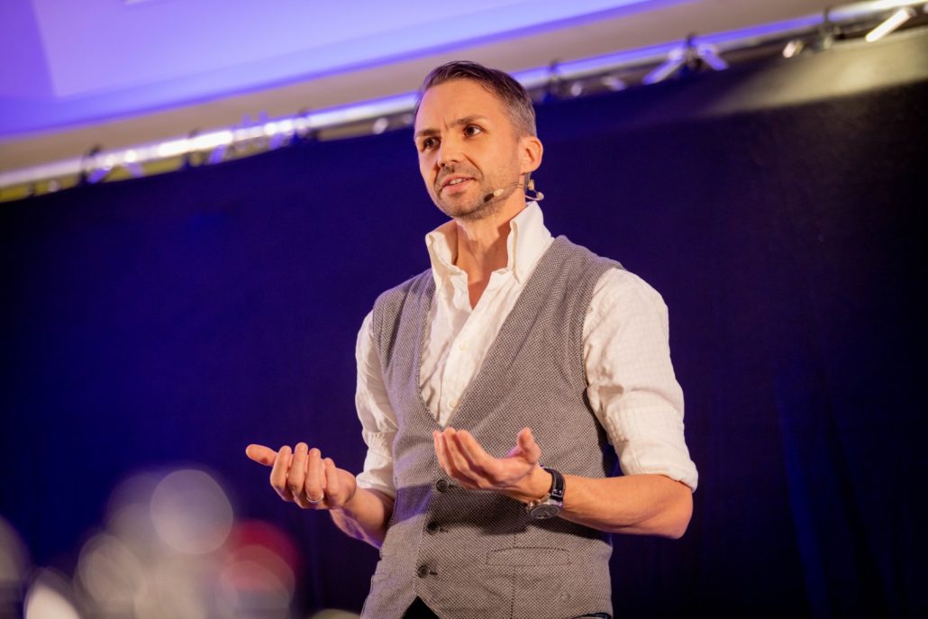 Herbert Scheipl als Speaker - Massage Salzburg